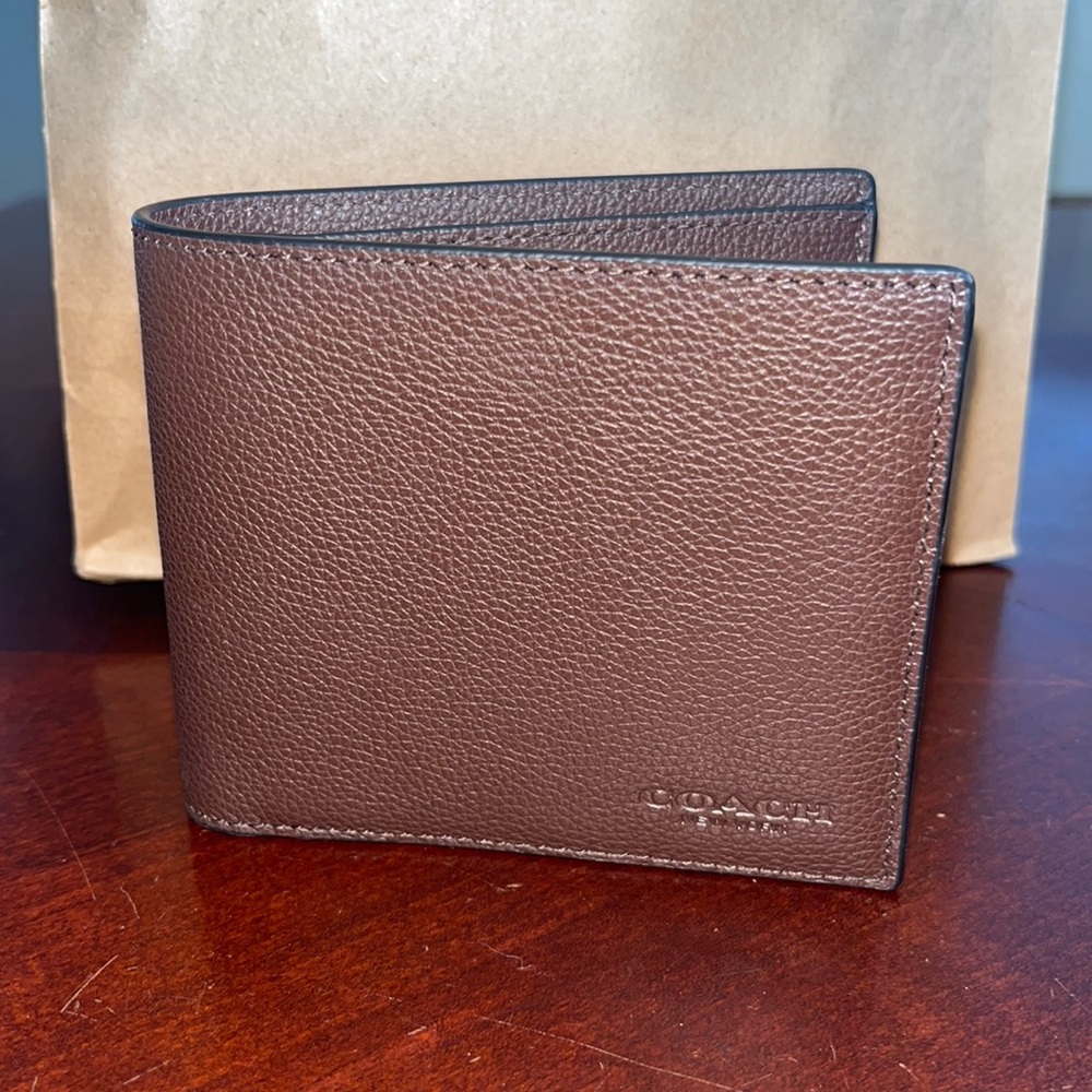NWT Brown Leather Coach Wallet🤎🤎